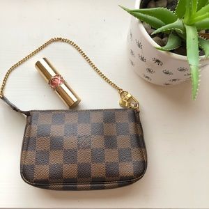 Louis Vuitton mini pochette damier ebene